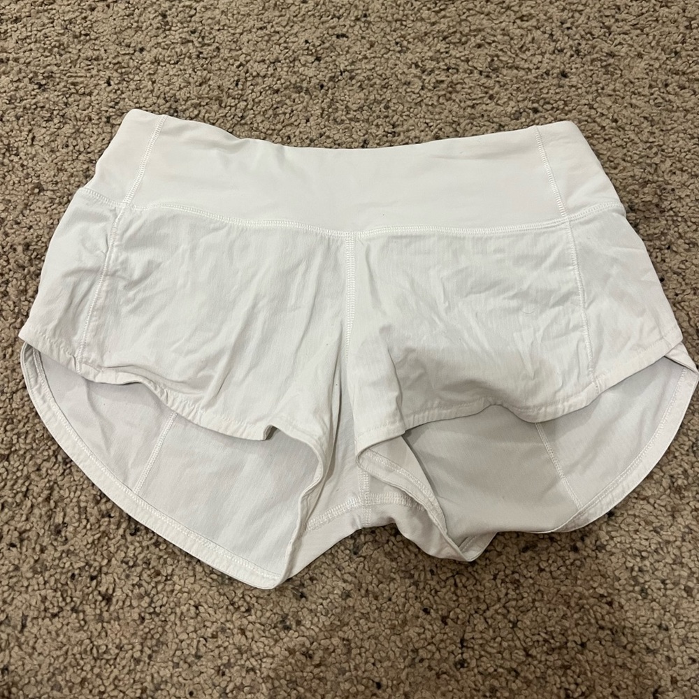 White LuLulemon speed up shorts